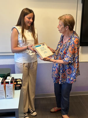 Remise du prix a jade cordier img 20260617 wa0004 2